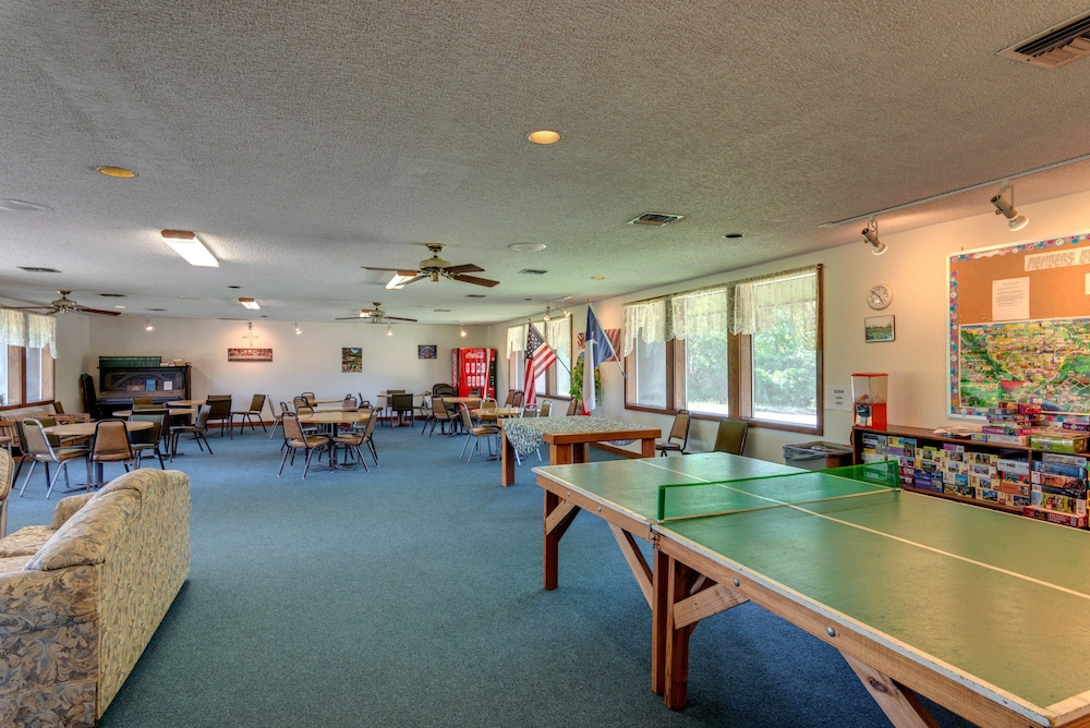 Colorado River Camping Resort - photo 14