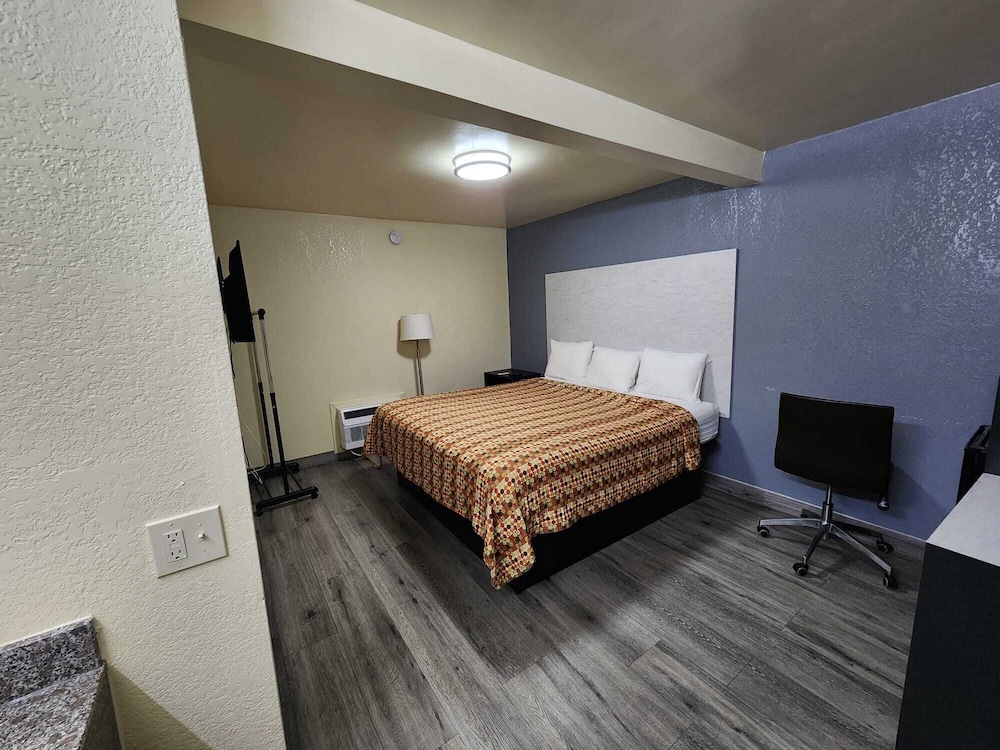 Green Garden Inn - photo 10