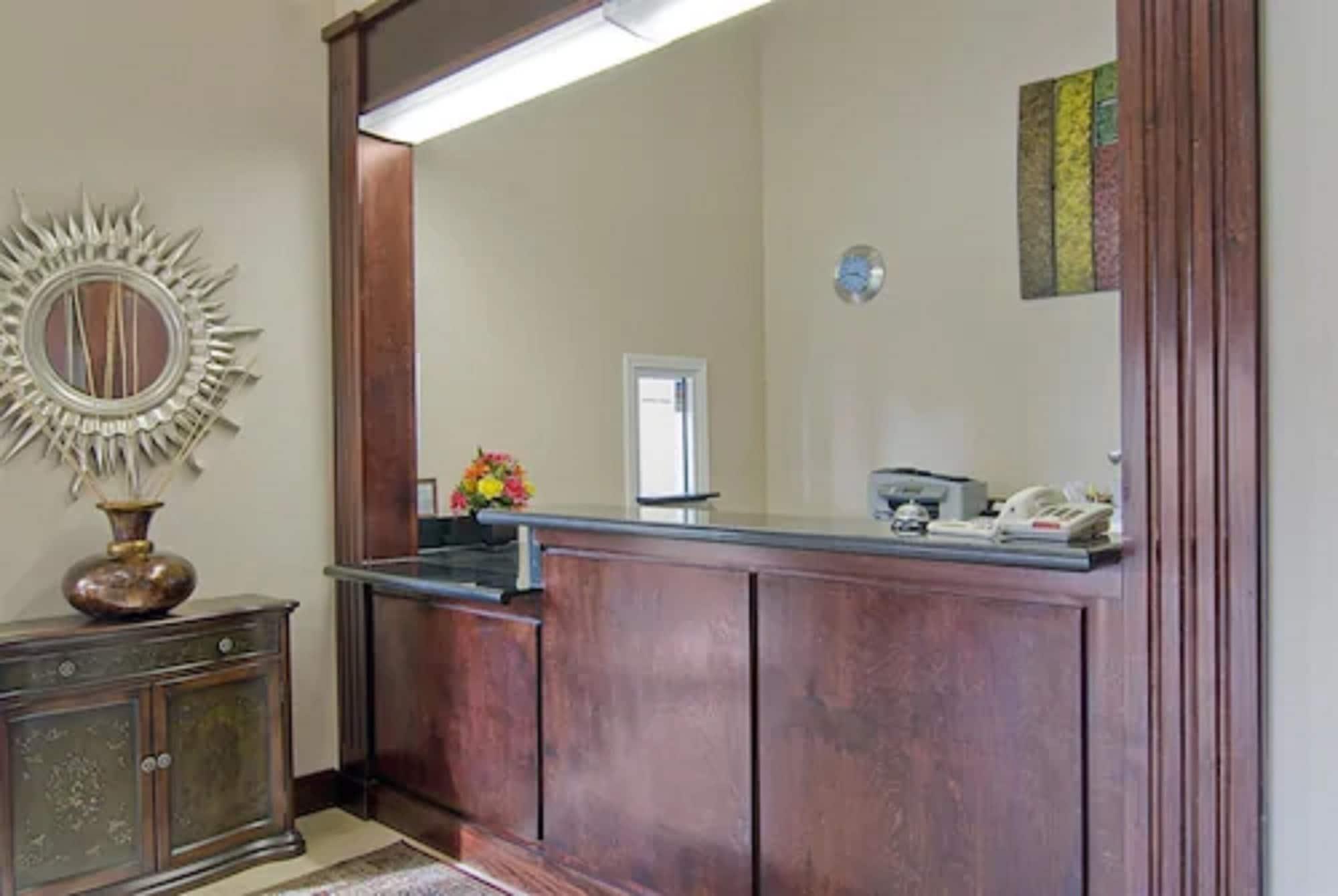 Americas Best Value Inn DeRidder - photo 10