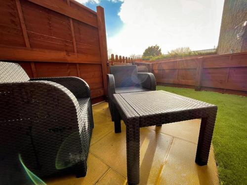 The Wee Nook Crieff 1 bed with garden :) — 4-Star Luxury Hotel in Crieff, United Kingdom