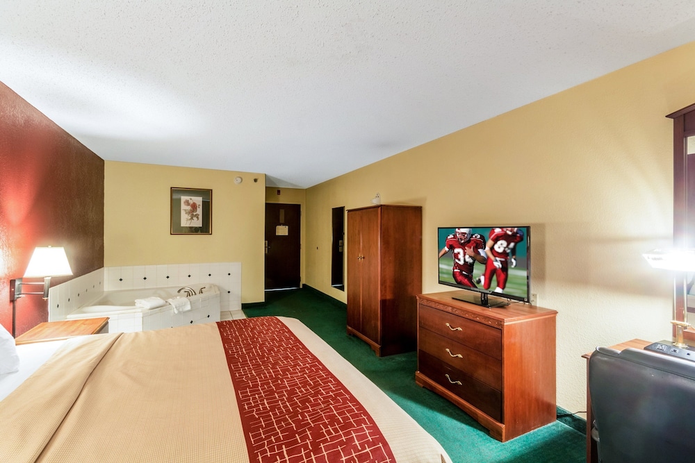 Red Roof Inn Morehead - photo 6