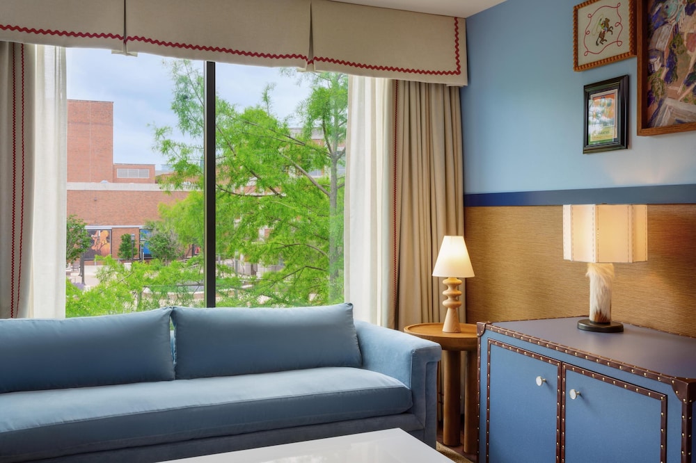 Graduate by Hilton Dallas - photo 32