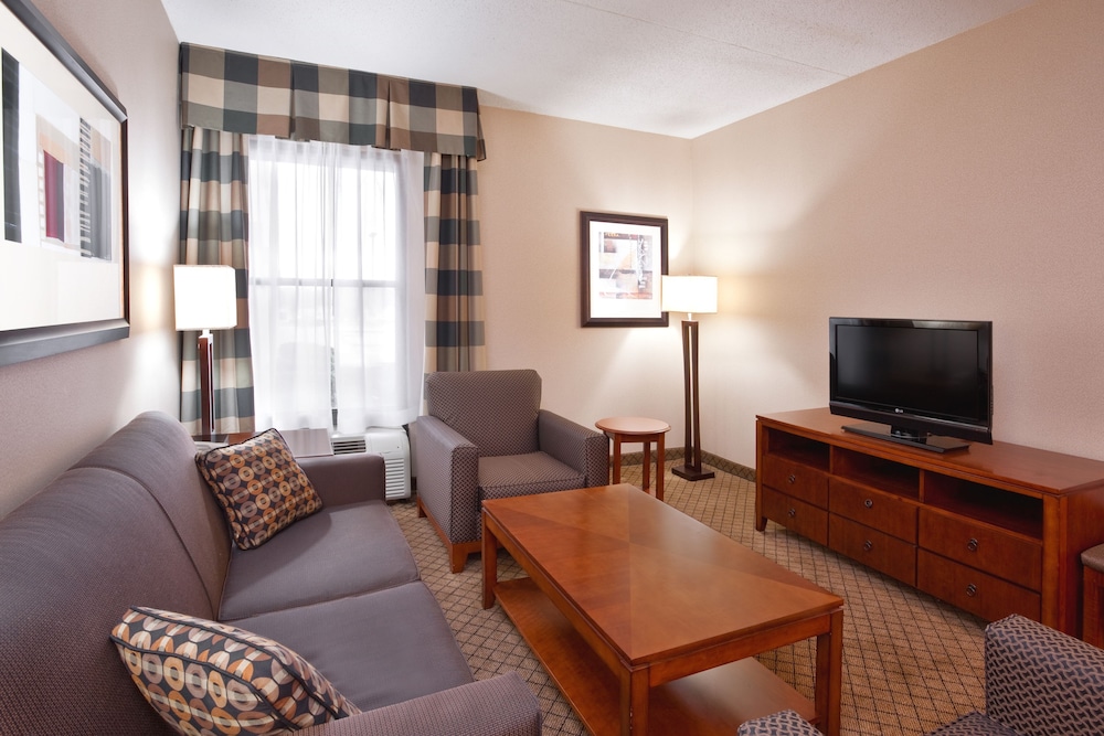 Holiday Inn Dayton Fairborn Interstate 675 an IHG Hotel - photo 3