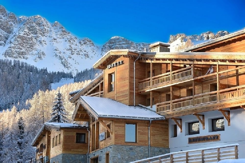 Hôtel Les Escondus in Vars, France