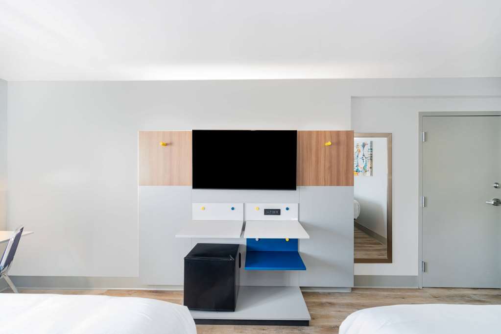 Microtel Inn & Suites By Wyndham Athens - photo 22