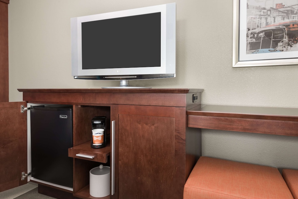 Hampton Inn Boston Marlborough - photo 8