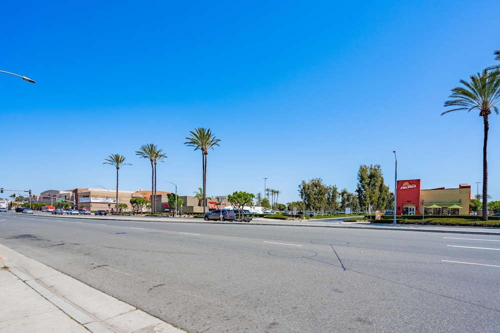 Tradewinds Motel - photo 29