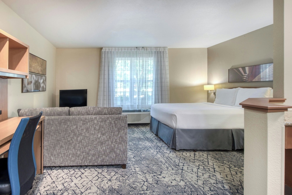 TownePlace Suites by Marriott Raleigh Cary Weston Parkway - photo 5