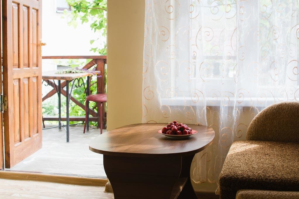 Polynny Guest House 21000342 — Koktebel