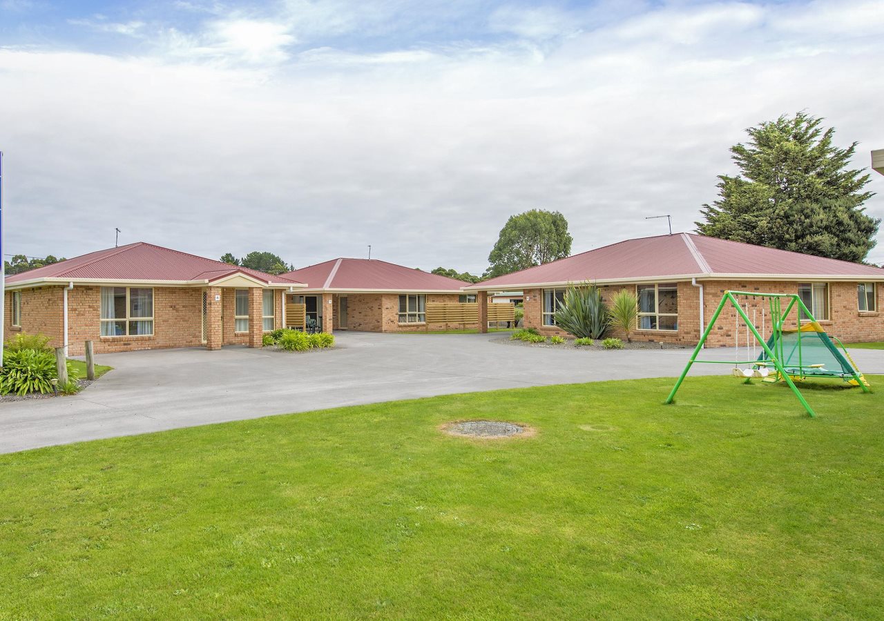 All Inn Strahan Holiday Units in Unknown City, Australia