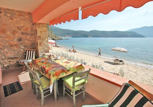 Le Maree La Spiaggia in Portoferraio, Italy