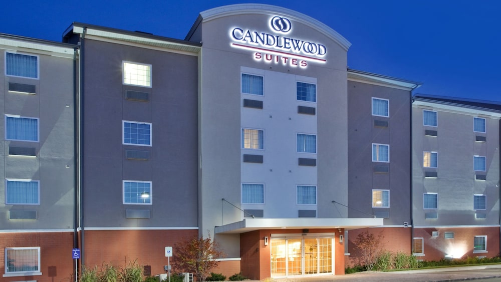 Candlewood Suites Kalamazoo Se by IHG - photo 31