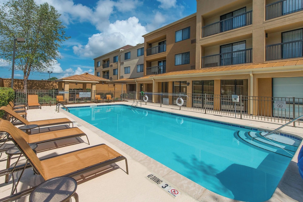 Courtyard by Marriott Albany - photo 20