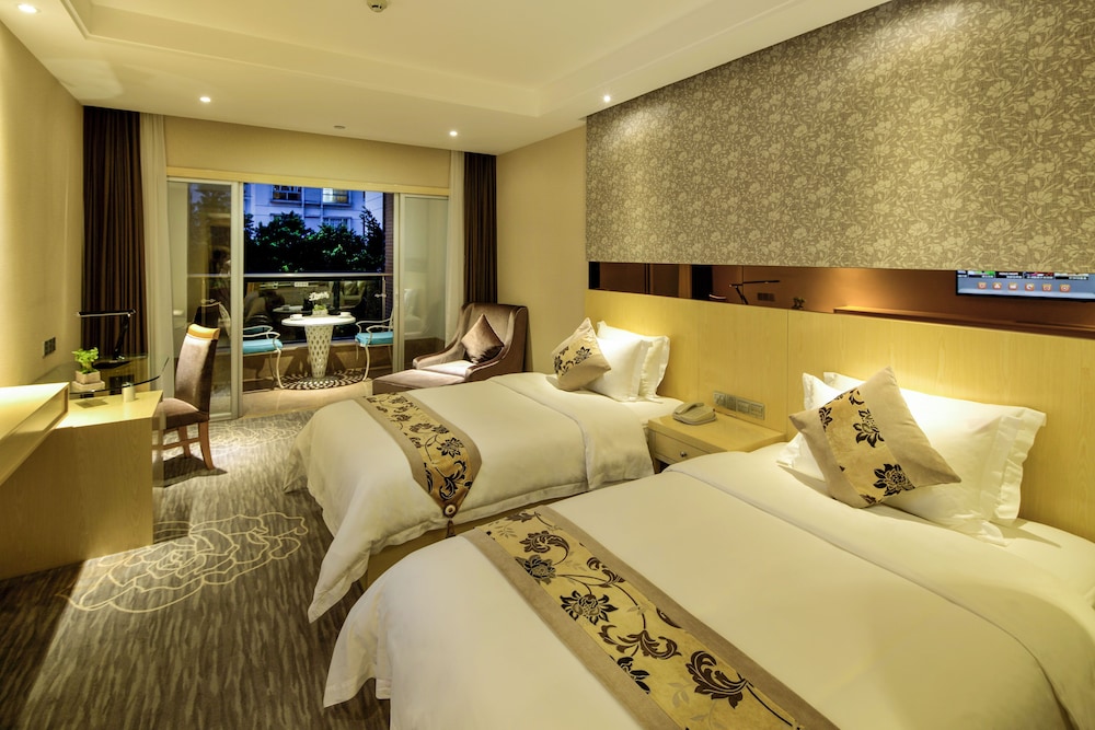 Paco Business Hotel Luogang Branch — 4-Star Luxury Hotel in Guangzhou, People's Republic of China