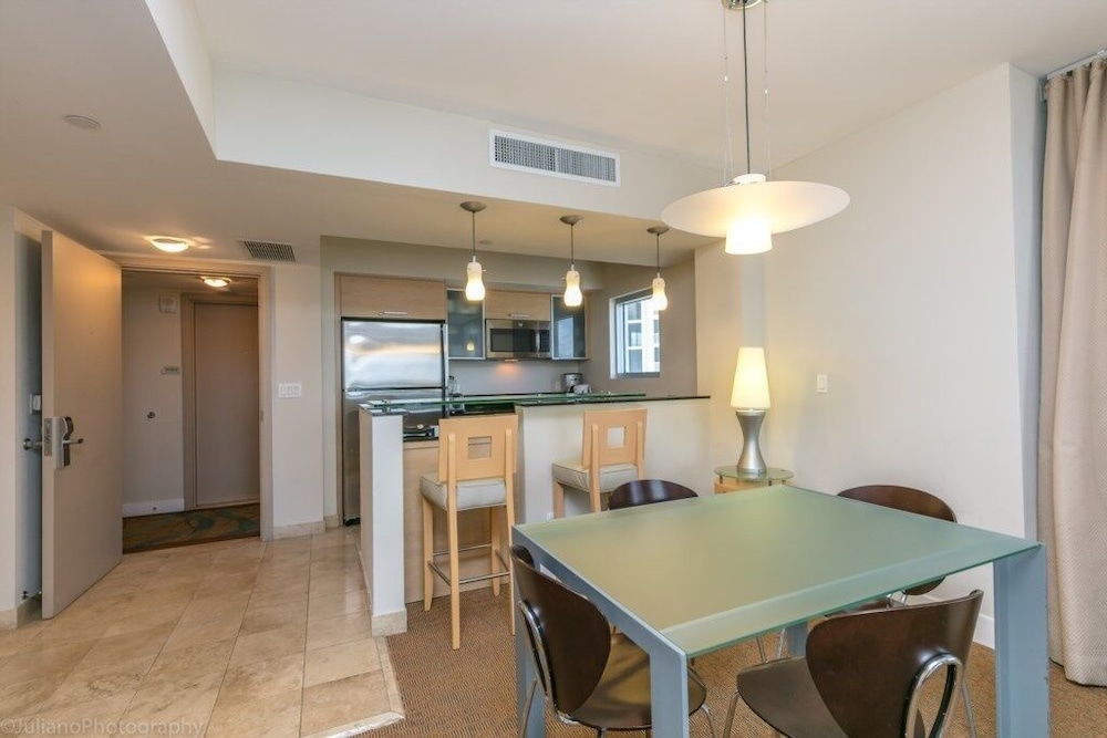 2 Br Luxury Suite In Marenas Beach Resort 2 Bedroom Condo by RedAwning - photo 21