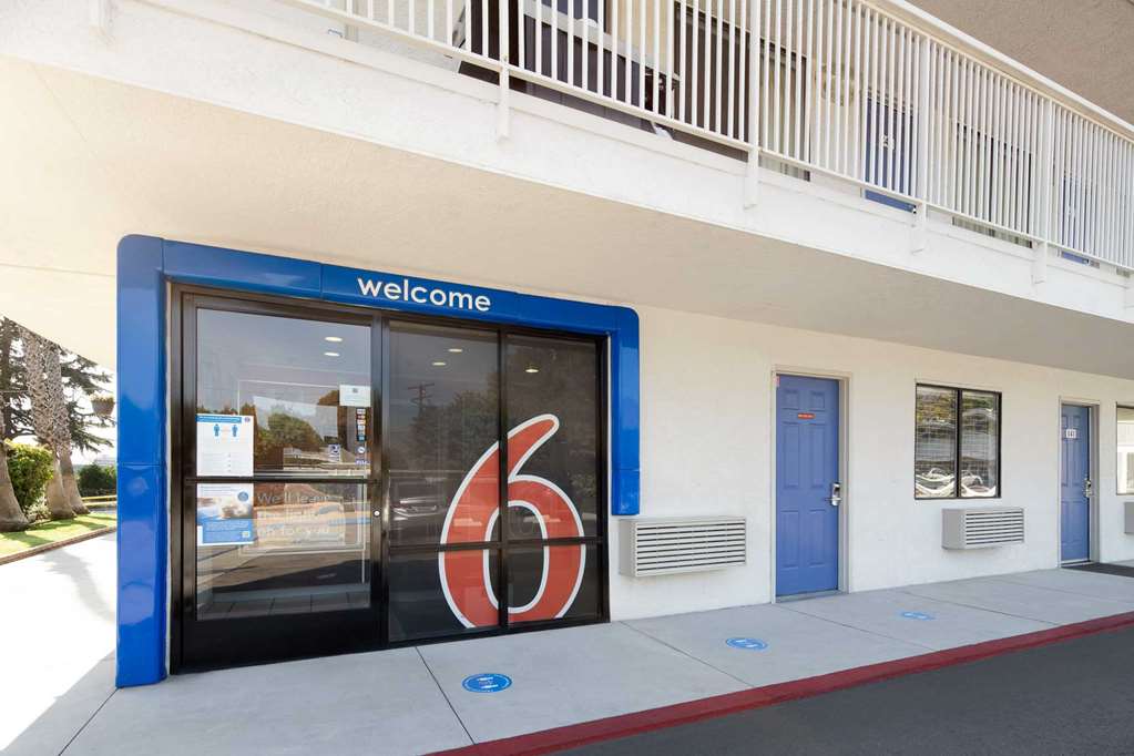 Motel 6 Arcadia CA Los Angeles Pasadena Area - photo 2
