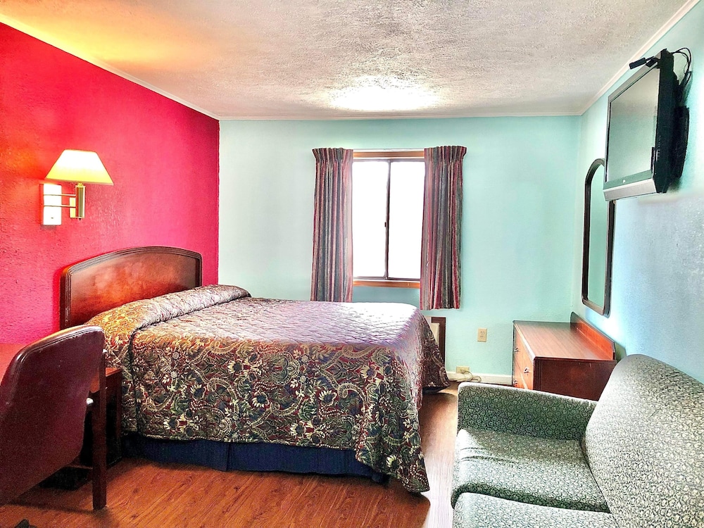 Budget Inn of Claypool Hill - photo 19