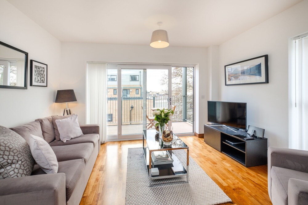 Grand Central Duplex Apartments — 4-Star Luxury Hotel in Cambridge, United Kingdom