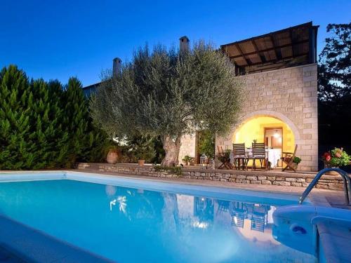 Luxury Crete Villa Villa Kalipso Private Pool — 4-Star Luxury Hotel in Rethymno, Greece