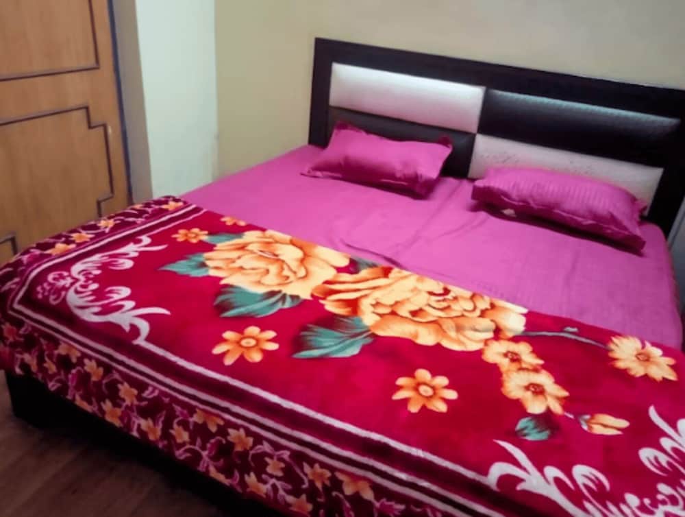 Hotel Raj Ratan - last minute hotel in Kanpur