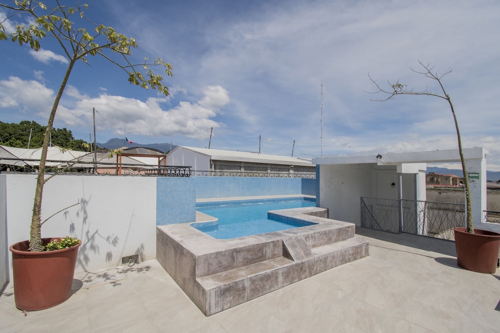 Rooftop pool