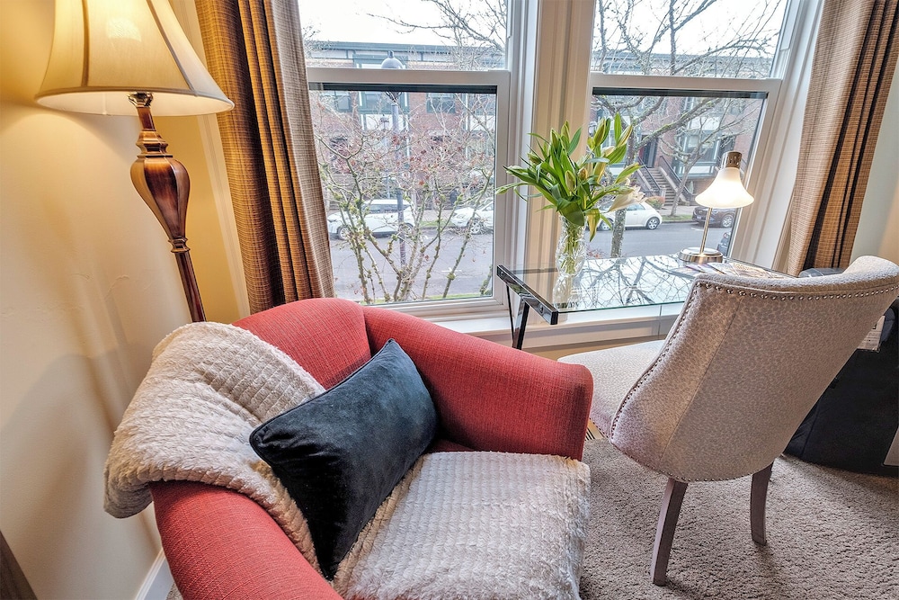 The Orenco Station Hotel - photo 87