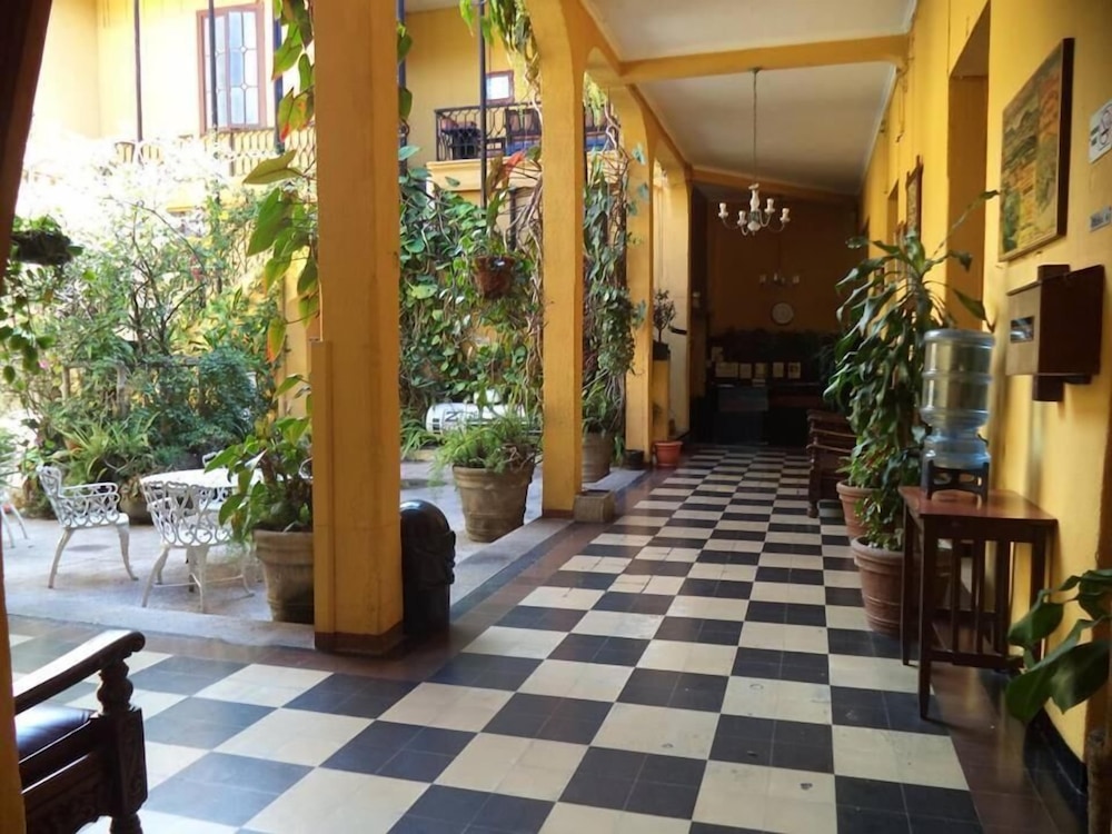 Hotel Spring — Guatemala City — photo 3