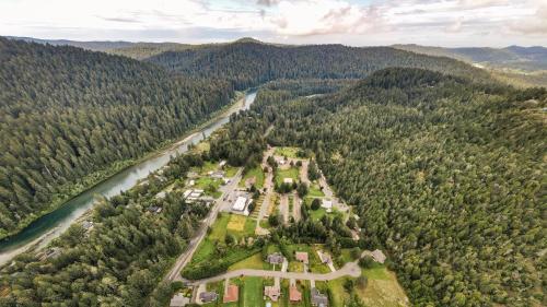 Redwood Meadows RV Resort and Cabins - photo 25