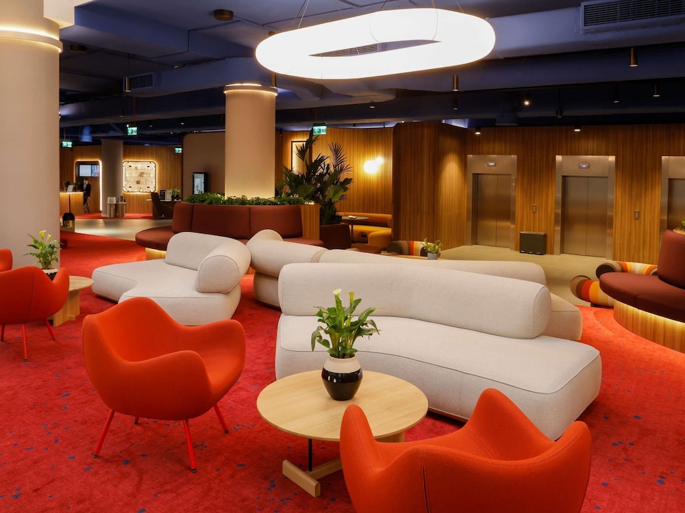 Mercure Warszawa Centrum — 4-Star Luxury Hotel in Warsaw, Poland