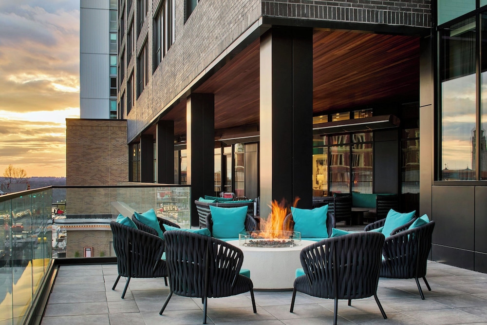 Hotel Celare Cincinnati Midtown a Tribute Portfolio Hotel - photo 42