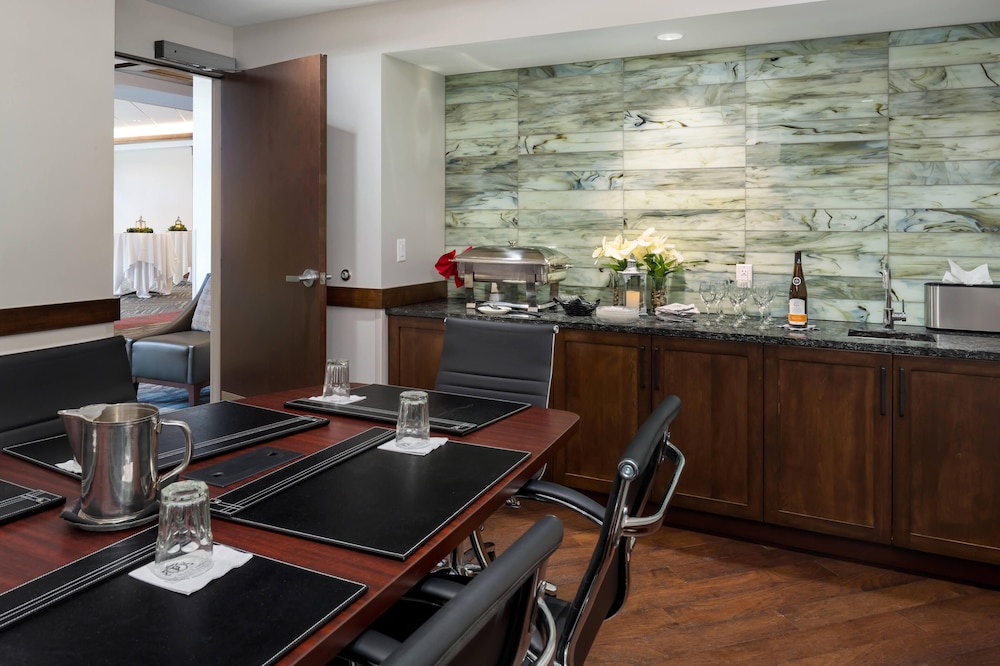 Park Place Hotel & Conference Center - photo 39