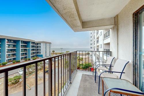 Renaissance Tower 317 - carbon neutral hotel in Myrtle Beach