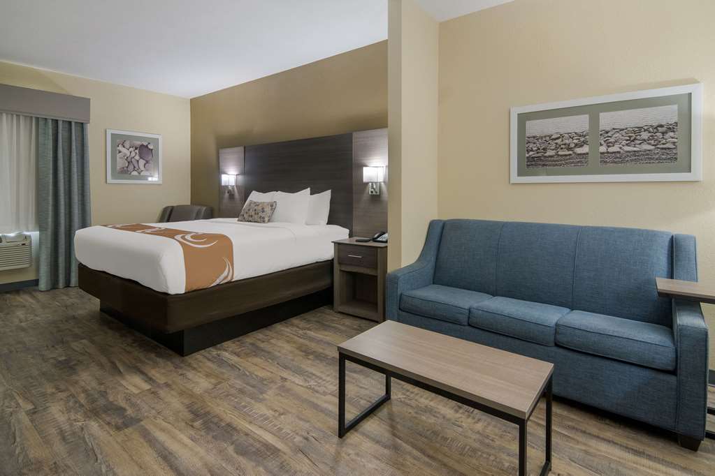 Quality Inn & Suites Roanoke Fort Worth North - photo 23