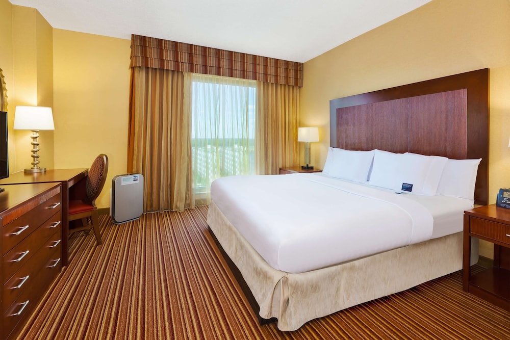 Embassy Suites by Hilton Charlotte Concord Golf Resort & Spa - photo 17