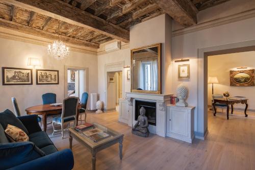 La Casa di Lucia — 4-Star Luxury Hotel in Cortona, Italy