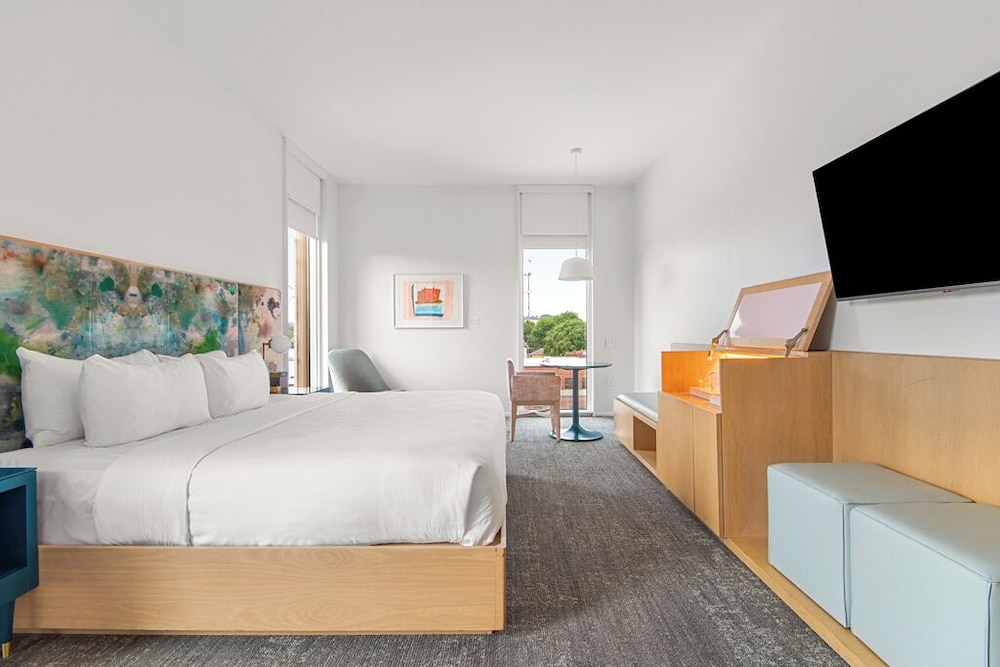 The Doyle Hotel - photo 48