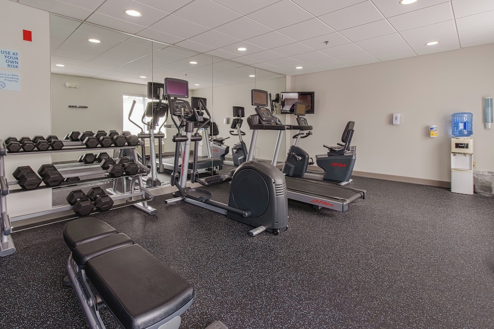 Holiday Inn Express Hartford Newington by IHG - photo 37