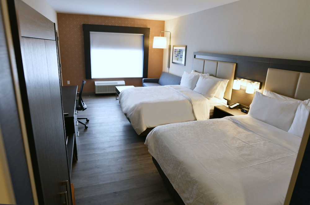 Holiday Inn Express & Suites Jersey City Holland Tunnel by IHG - photo 3