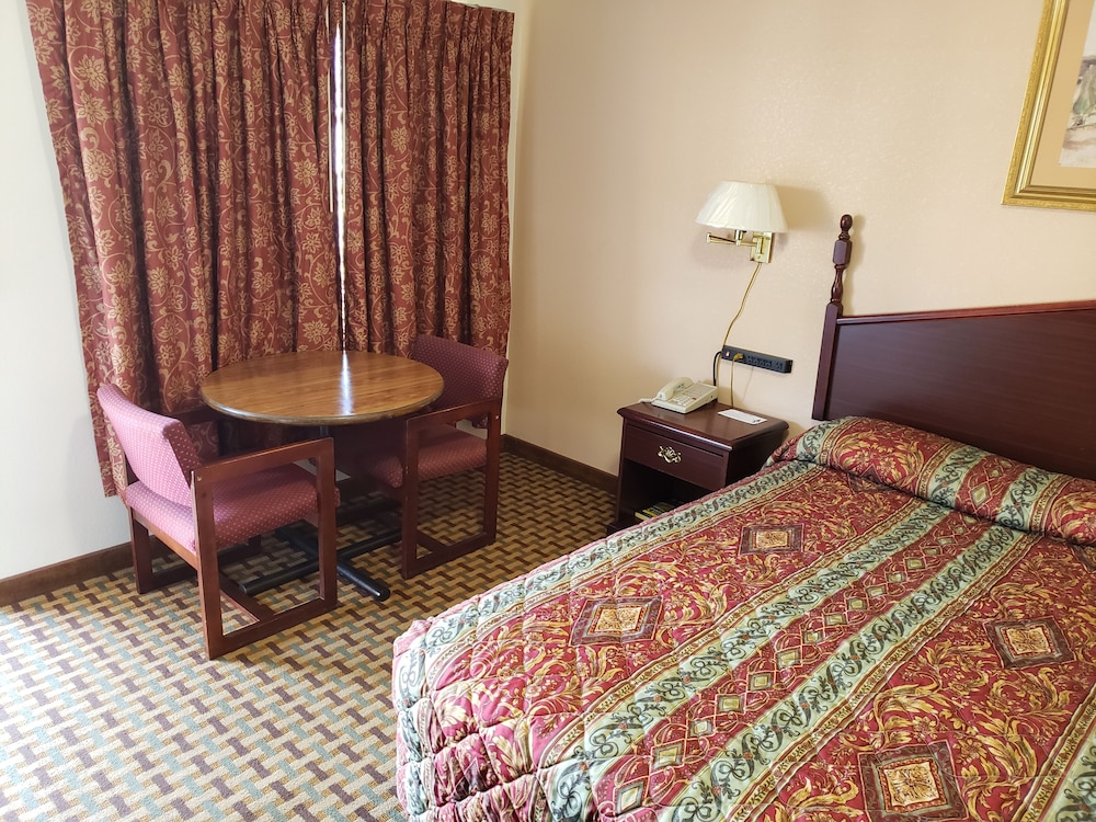 River Heights Motel - photo 5