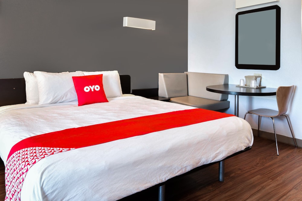 Oyo Hotel Valdosta Ga I 75 - photo 3