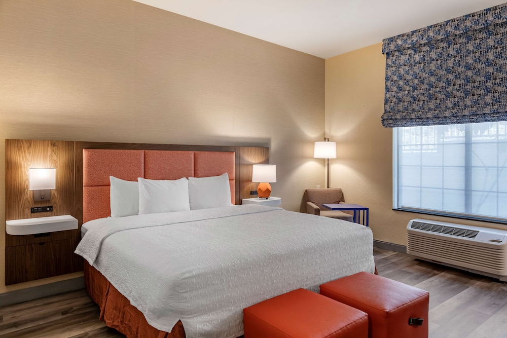 Hampton Inn Norco Corona Eastvale - photo 17