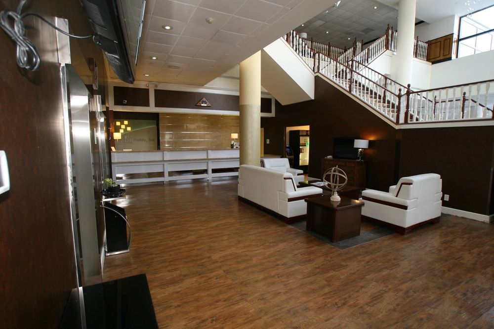 Liyo Inn Clinton - photo 30