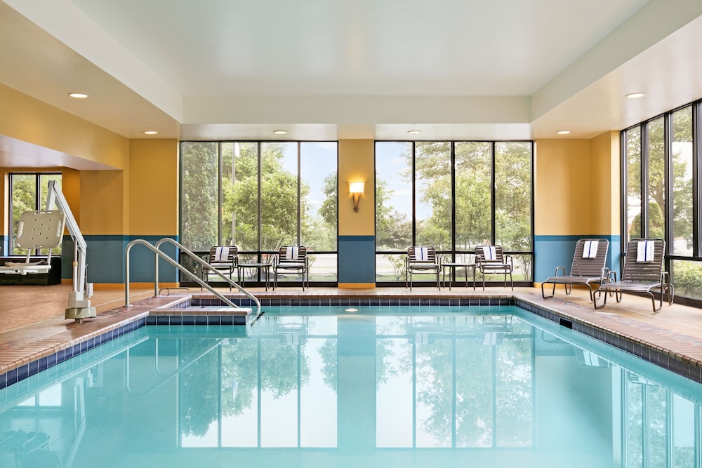 Hampton Inn Reading Wyomissing - photo 28