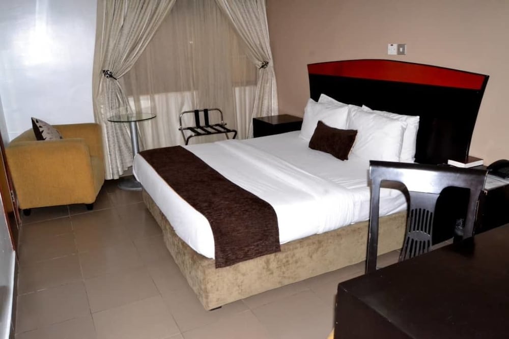 Suru Express Hotel Surulere - last minute hotel in Lagos