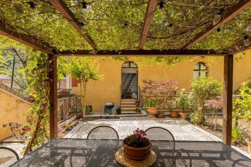 Secret Garden Siena — 4-Star Luxury Hotel in Siena, Italy