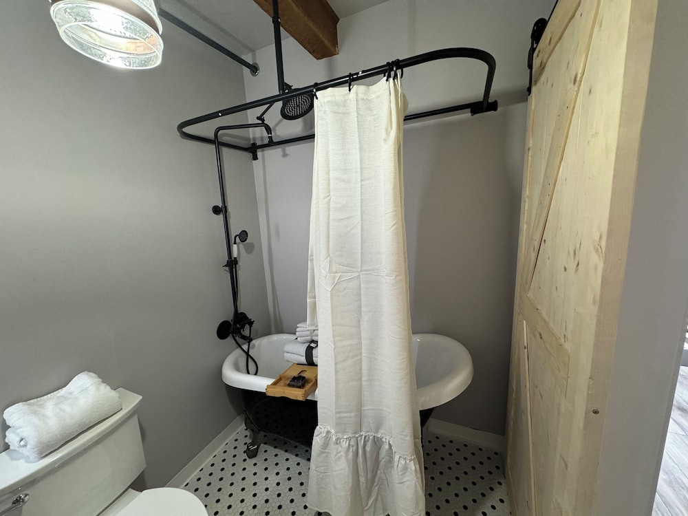St James Hotel - photo 7