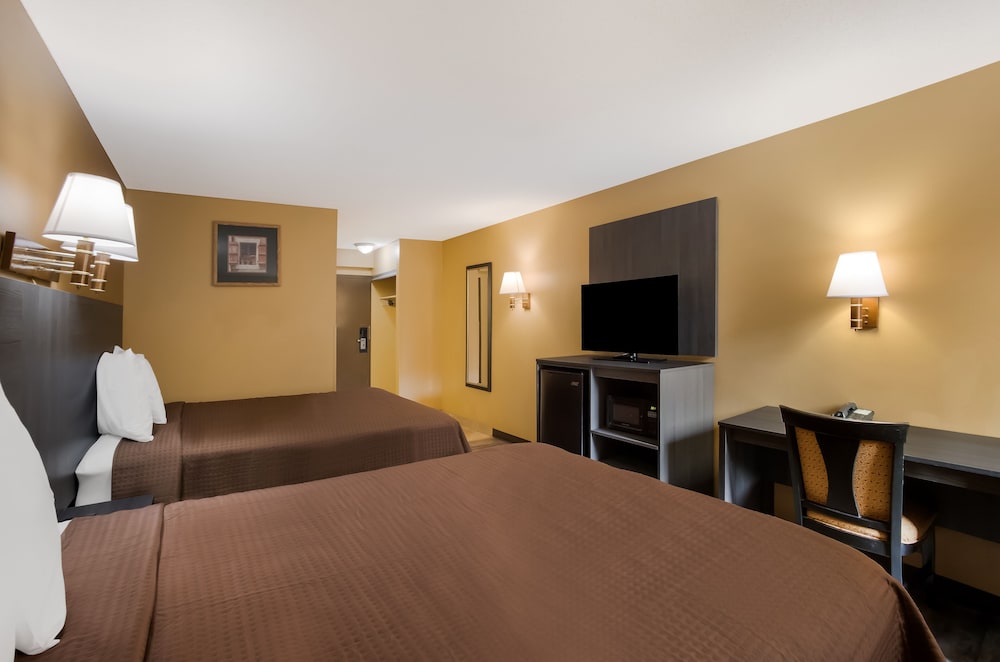 Econo Lodge Allentown North - photo 9