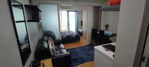 Aveline Suites Modern Amenity View ACQUA Private Residences near Rockwell Makati — 4-Star Luxury Hotel in Manila, Philippines