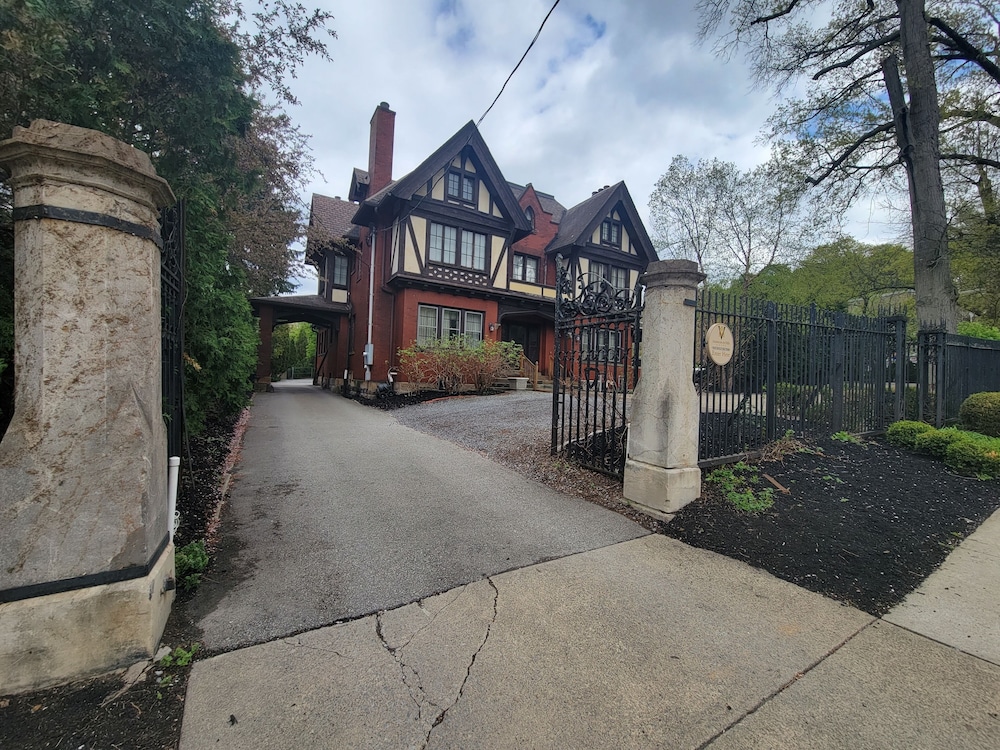 Mansions on Fifth Hotel - photo 62