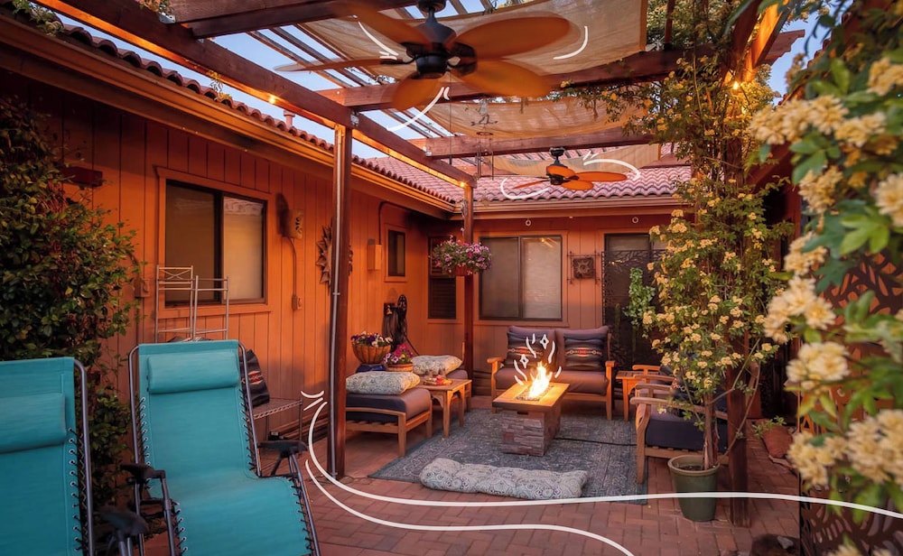 Whispering Creek Bed & Breakfast - featured photo
